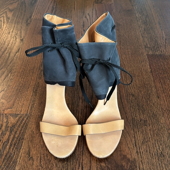 SEE BY CHLOE Black and Tan Suede and Leather Heels - Picture 3 of 11